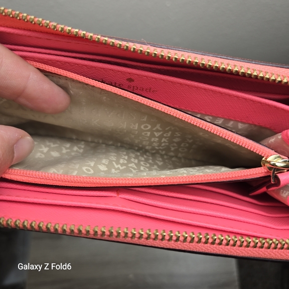 Kate Spade New York Pink Leather Pineapple Wallet Zip‎ Around Long Continental - Picture 4 of 10